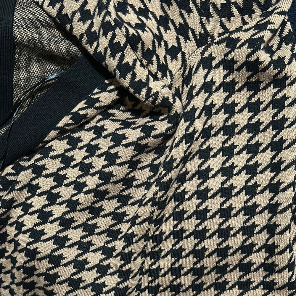 Black/Beige Houndstooth Open-Front Cardigan - Picture 12 of 13
